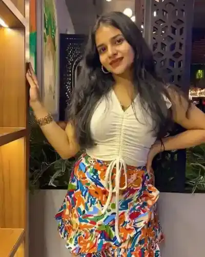 Escorts Service Mayfair Gardens
